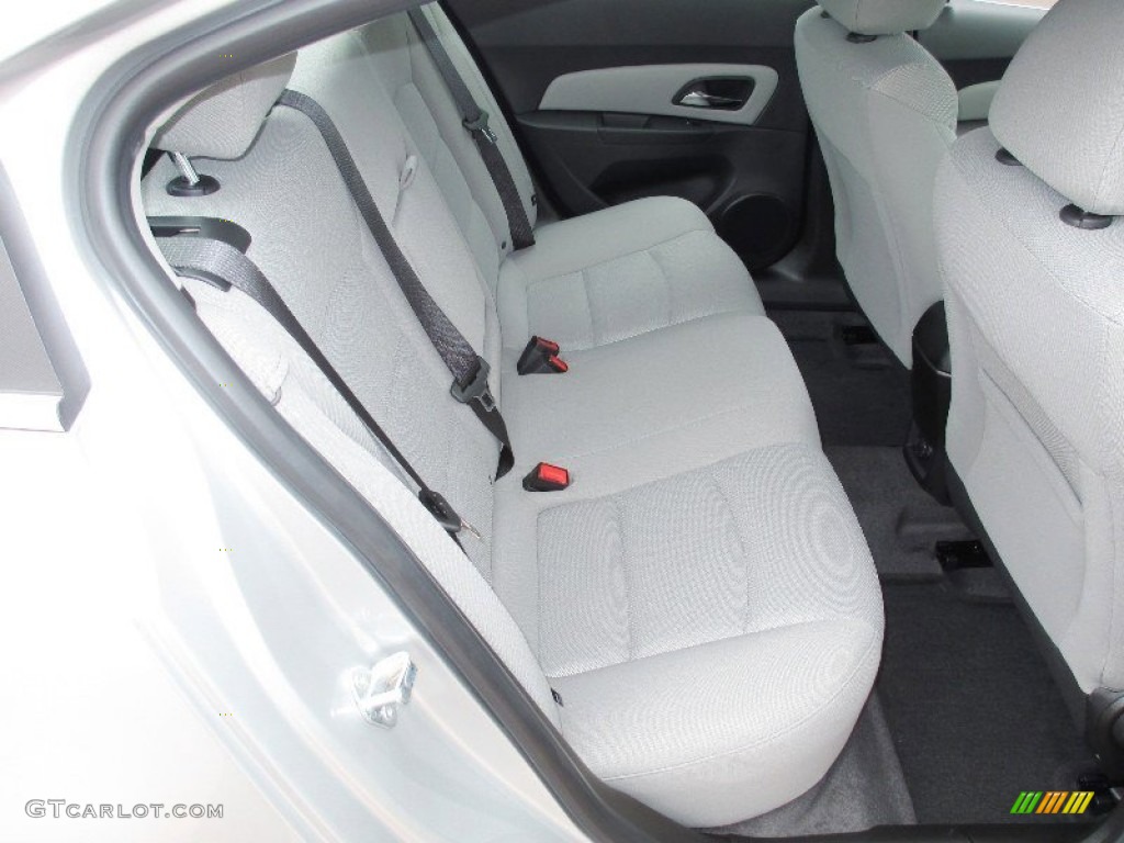 Medium Titanium Interior 2013 Chevrolet Cruze LT Photo #82413246