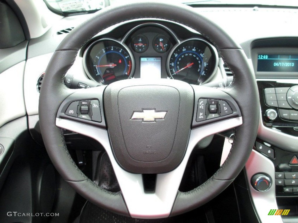 2013 Chevrolet Cruze LT Medium Titanium Steering Wheel Photo #82413267