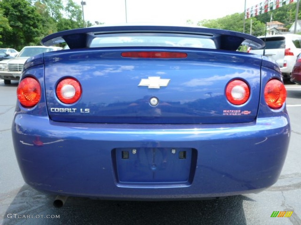 2007 Cobalt LS Coupe - Laser Blue Metallic / Gray photo #10