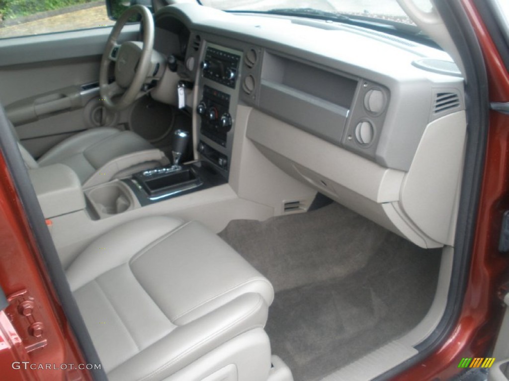 2008 Commander Sport - Red Rock Crystal Pearl / Dark Khaki/Light Graystone photo #21