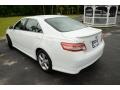 Super White - Camry SE Photo No. 8