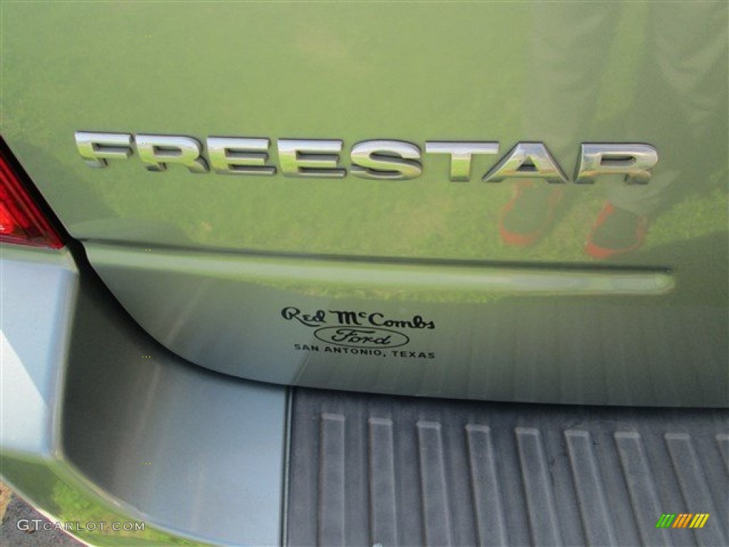 2007 Freestar SE - Light Tundra Metallic / Pebble Beige photo #2