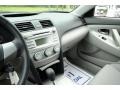 Super White - Camry SE Photo No. 31
