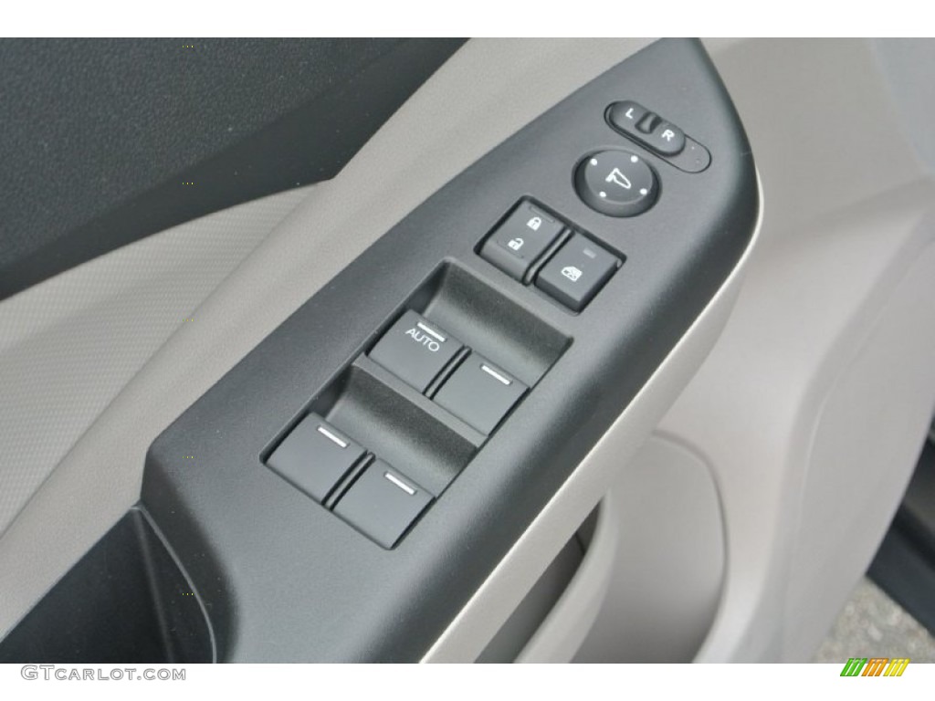 2012 CR-V LX 4WD - Polished Metal Metallic / Gray photo #11