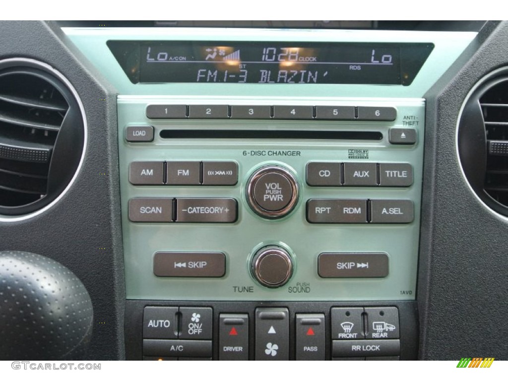 2011 Honda Pilot EX-L 4WD Controls Photo #82421135