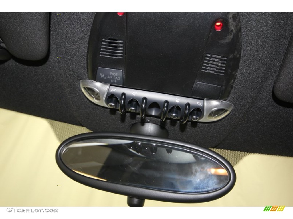 2013 Mini Cooper S Hardtop Bayswater Package Controls Photos