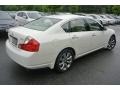 Ivory Pearl - M 35x Sedan Photo No. 4