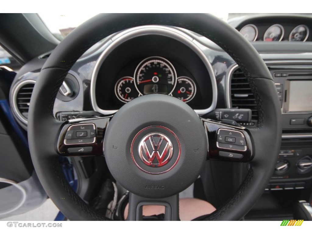 2013 Volkswagen Beetle Turbo Convertible Black/Blue Steering Wheel Photo #82423770
