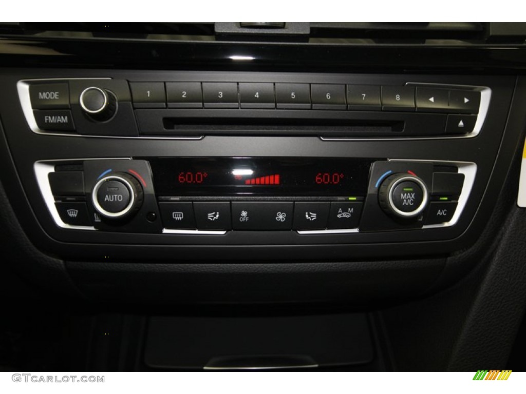 2013 BMW 3 Series 328i Sedan Controls Photo #82423879