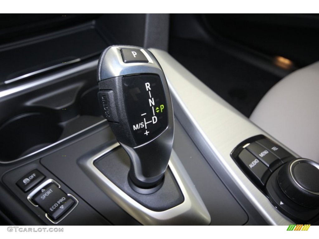 2013 BMW 3 Series 328i Sedan 8 Speed Automatic Transmission Photo #82423914