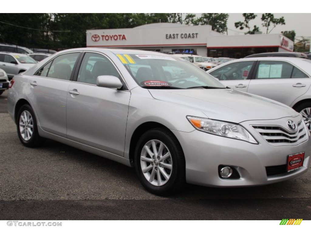 2011 Camry XLE - Classic Silver Metallic / Ash photo #1