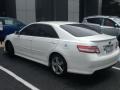 Super White - Camry SE Photo No. 3