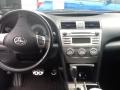 Super White - Camry SE Photo No. 7