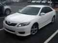 Super White - Camry SE Photo No. 9