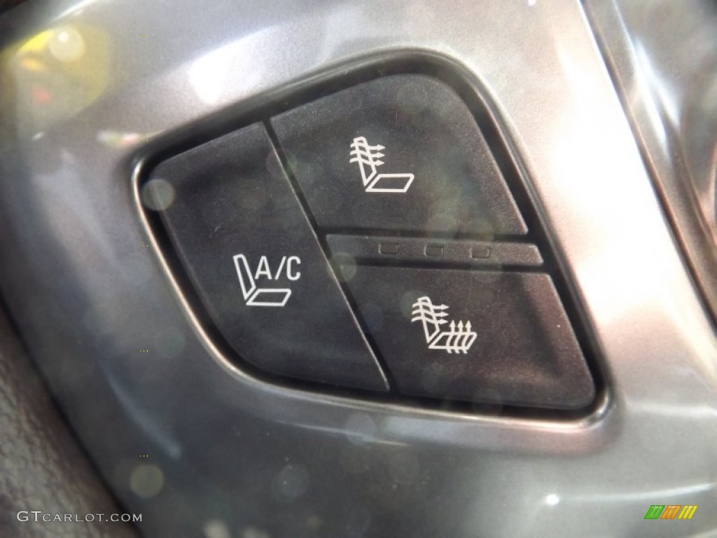 2014 Chevrolet Silverado 1500 LTZ Z71 Crew Cab 4x4 Controls Photo #82426599