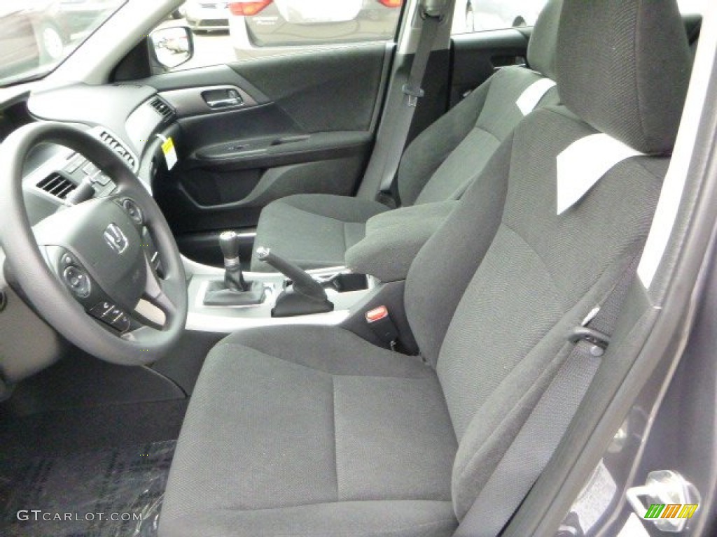 2013 Honda Accord LX Sedan Front Seat Photos