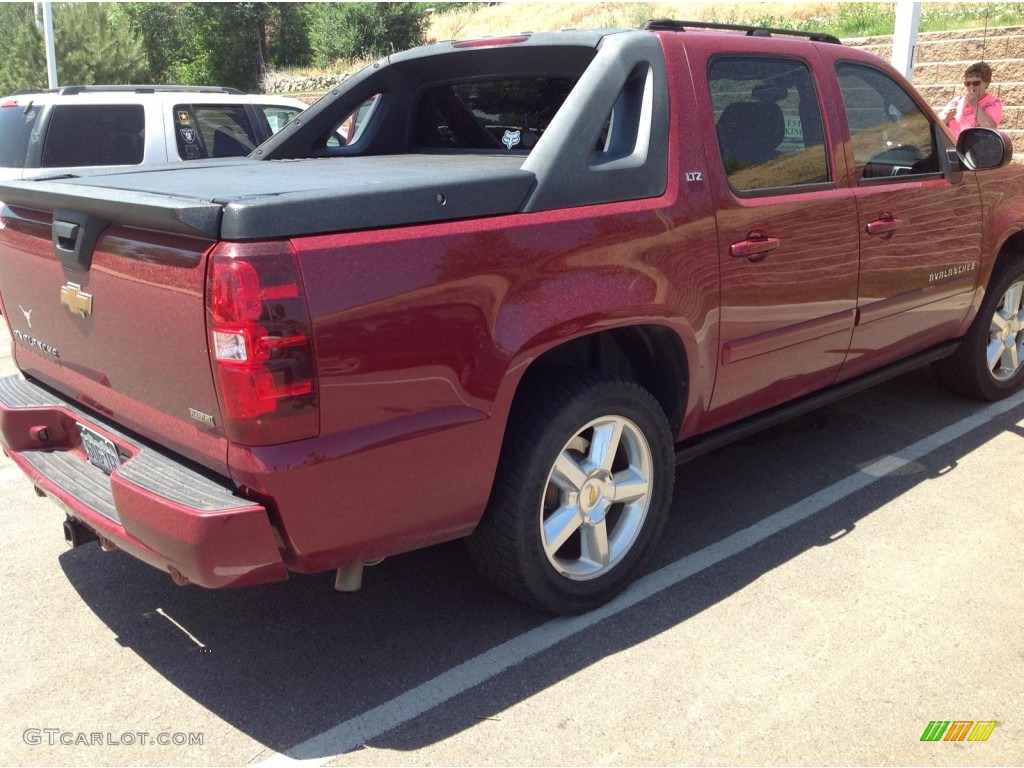 2007 Avalanche LTZ 4WD - Sport Red Metallic / Dark Cashmere/Light Cashmere photo #3