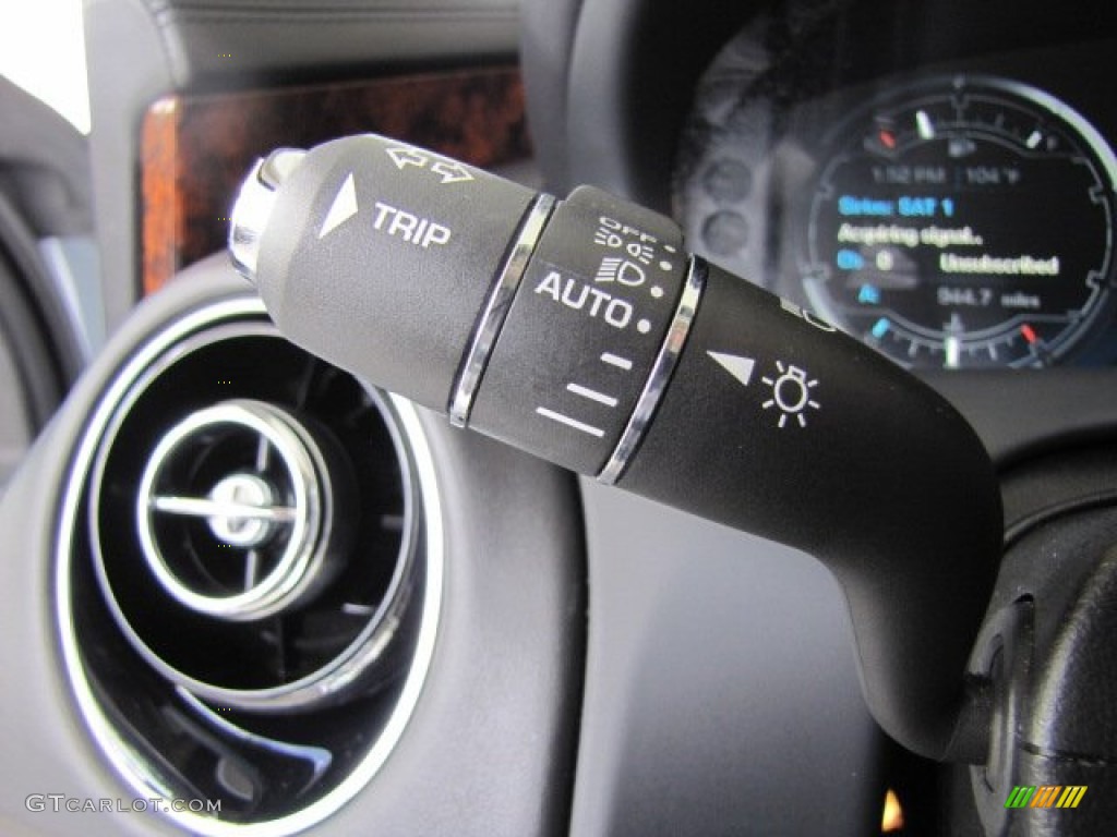 2011 Jaguar XJ XJL Controls Photo #82431202