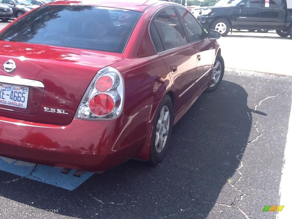 2005 Altima 2.5 S - Code Red / Charcoal photo #8
