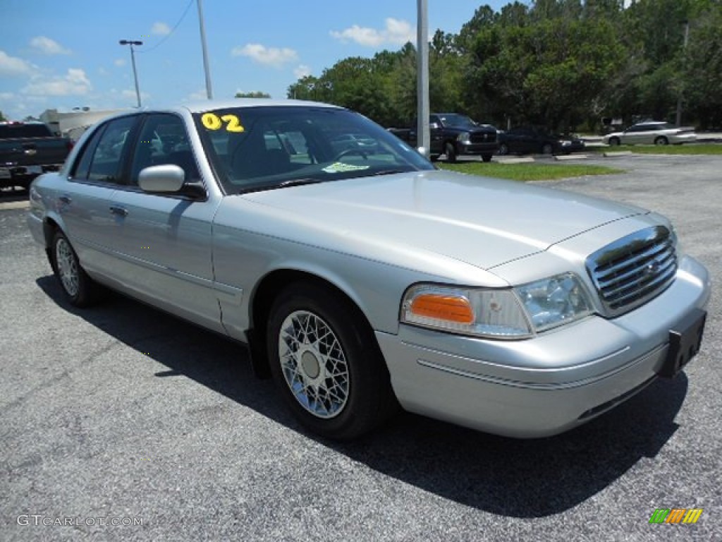 2002 Crown Victoria  - Silver Frost Metallic / Light Graphite photo #10