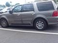 2004 Mineral Grey Metallic Lincoln Navigator Luxury 4x4  photo #4