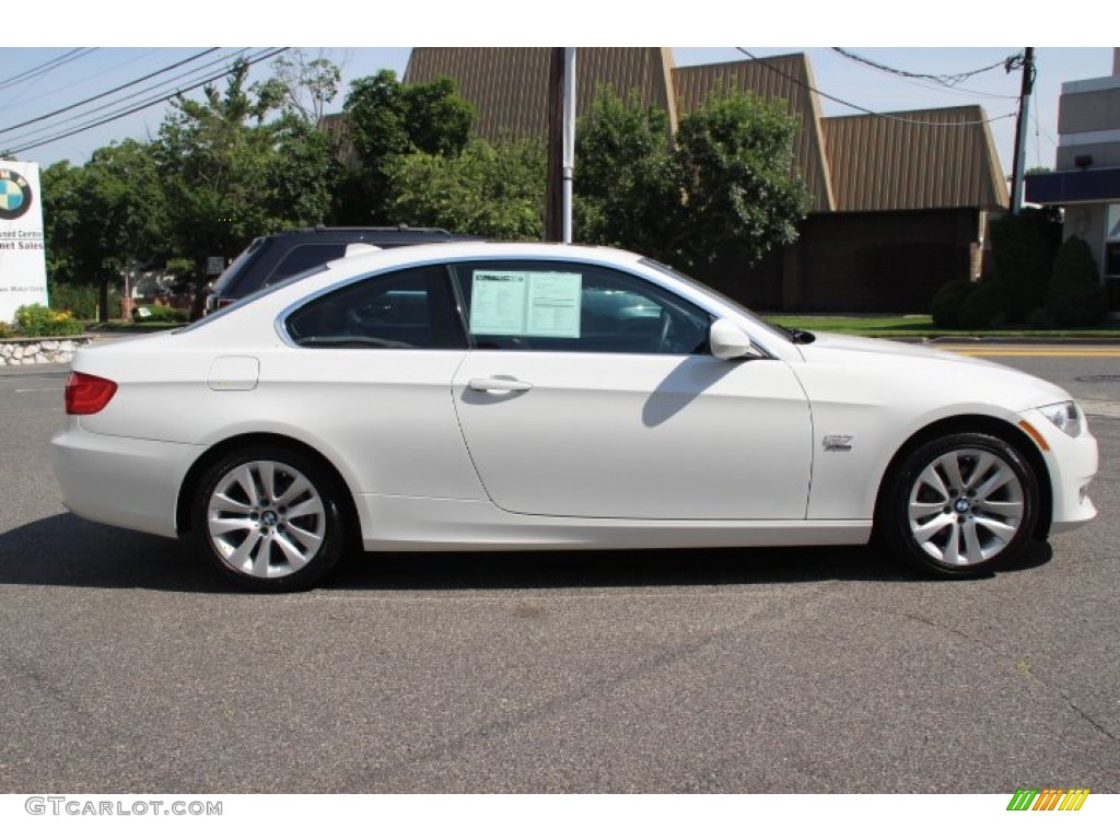 Alpine White 2013 BMW 3 Series 328i xDrive Coupe Exterior Photo #82435053