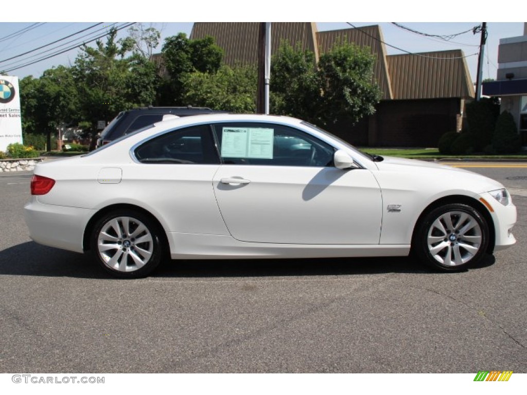 2013 3 Series 328i xDrive Coupe - Alpine White / Saddle Brown photo #4