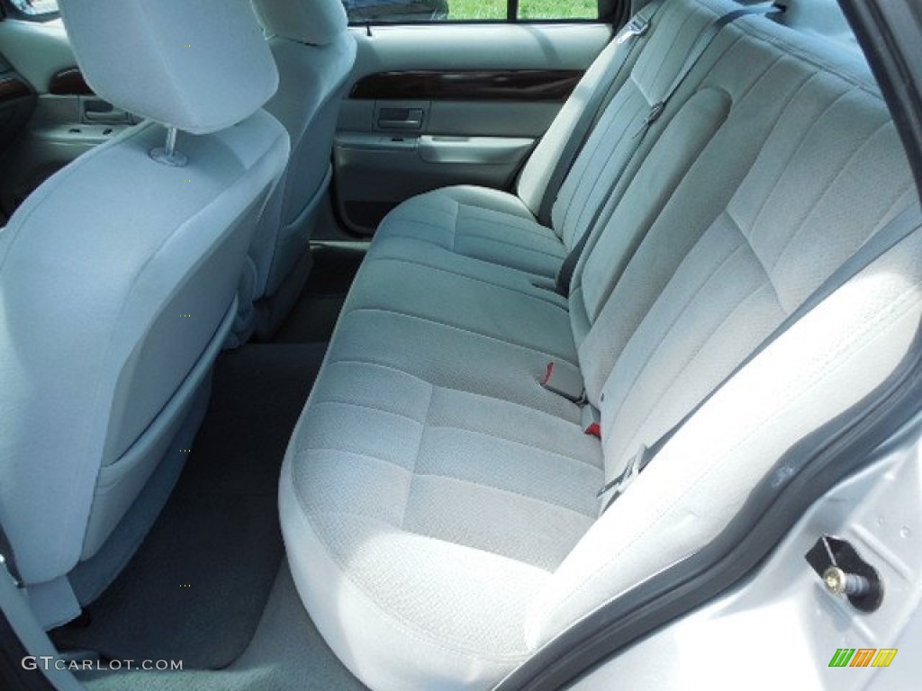 2004 Grand Marquis GS - Silver Birch Metallic / Light Flint photo #5