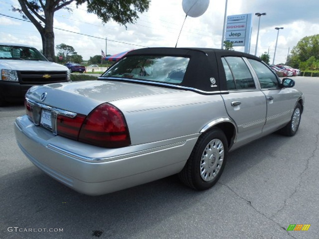 2004 Grand Marquis GS - Silver Birch Metallic / Light Flint photo #8