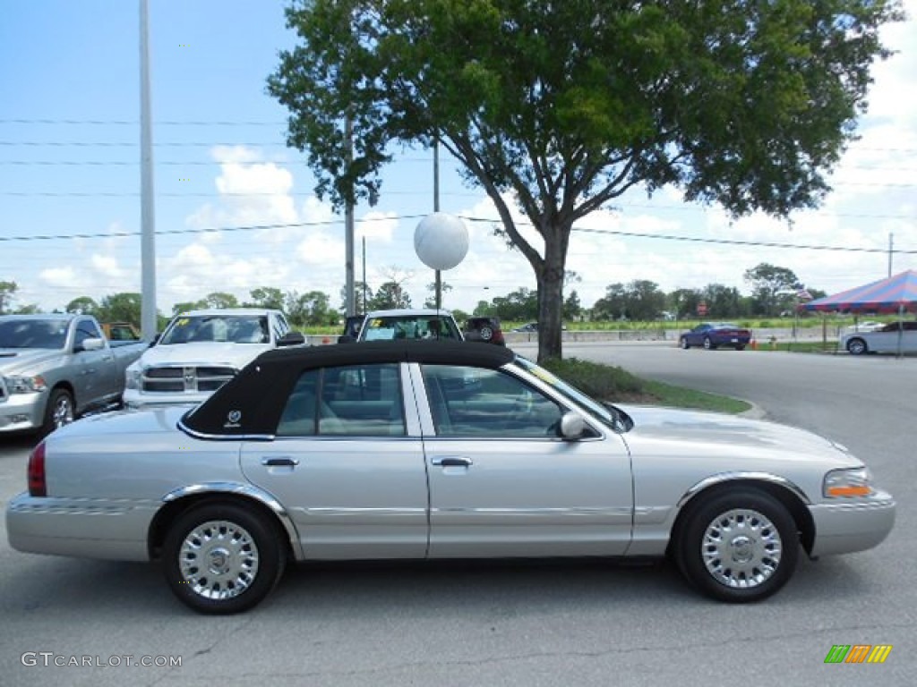 2004 Grand Marquis GS - Silver Birch Metallic / Light Flint photo #9