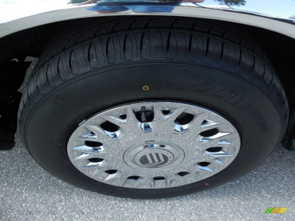 2004 Grand Marquis GS - Silver Birch Metallic / Light Flint photo #14