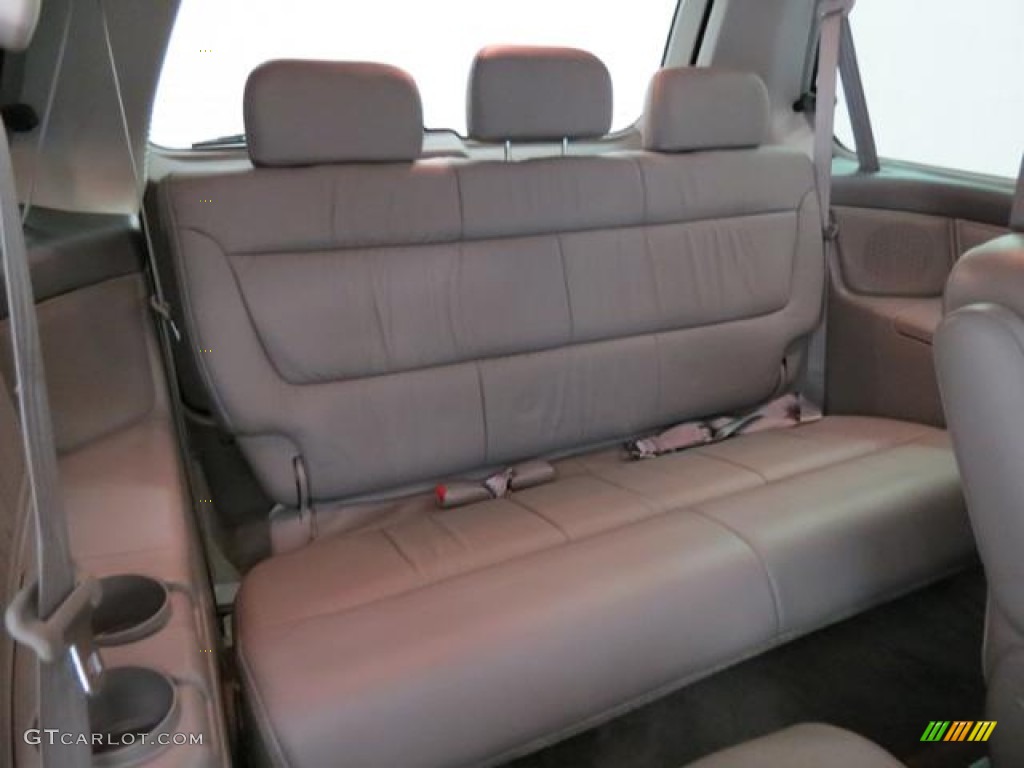 2003 Honda Odyssey EX-L Rear Seat Photos