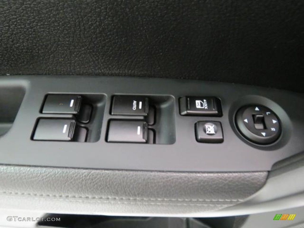 2011 Sorento SX V6 AWD - Snow White Pearl / Black photo #11