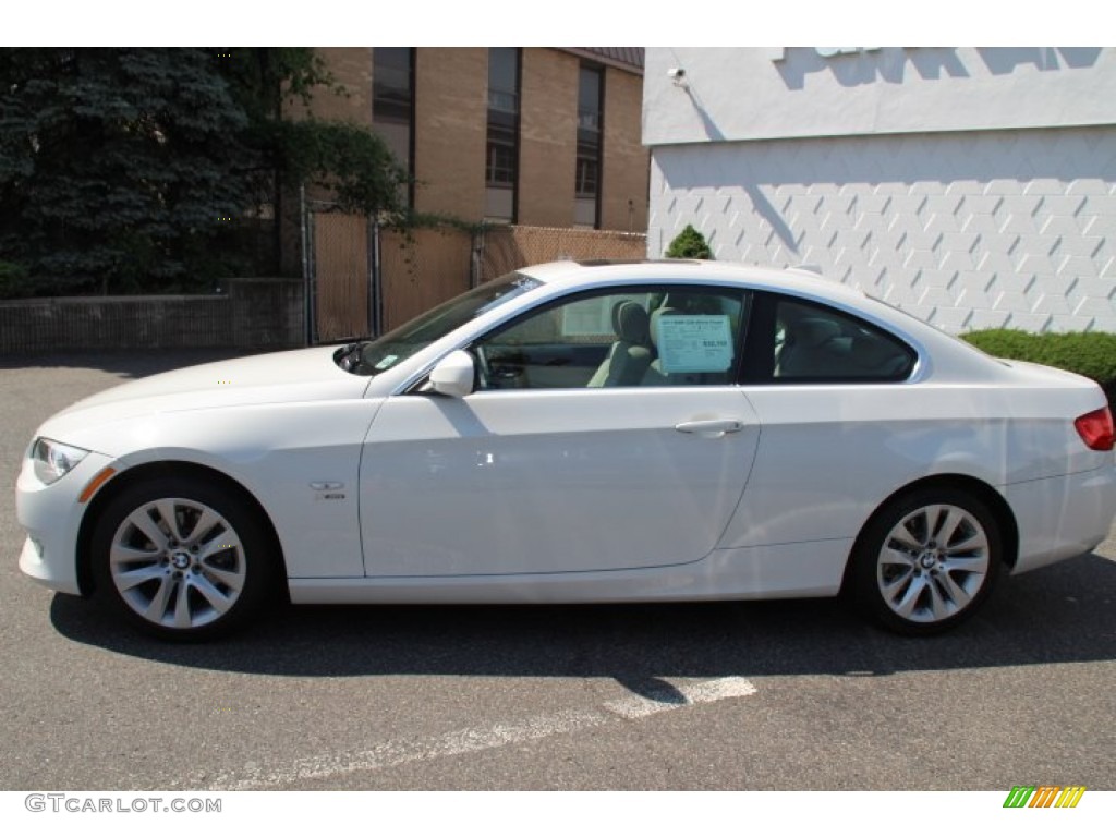 2011 3 Series 328i xDrive Coupe - Alpine White / Oyster/Black Dakota Leather photo #8