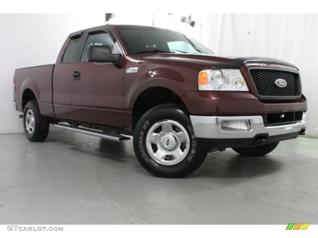 2005 F150 XL SuperCab 4x4 - Dark Toreador Red Metallic / Medium Flint Grey photo #5