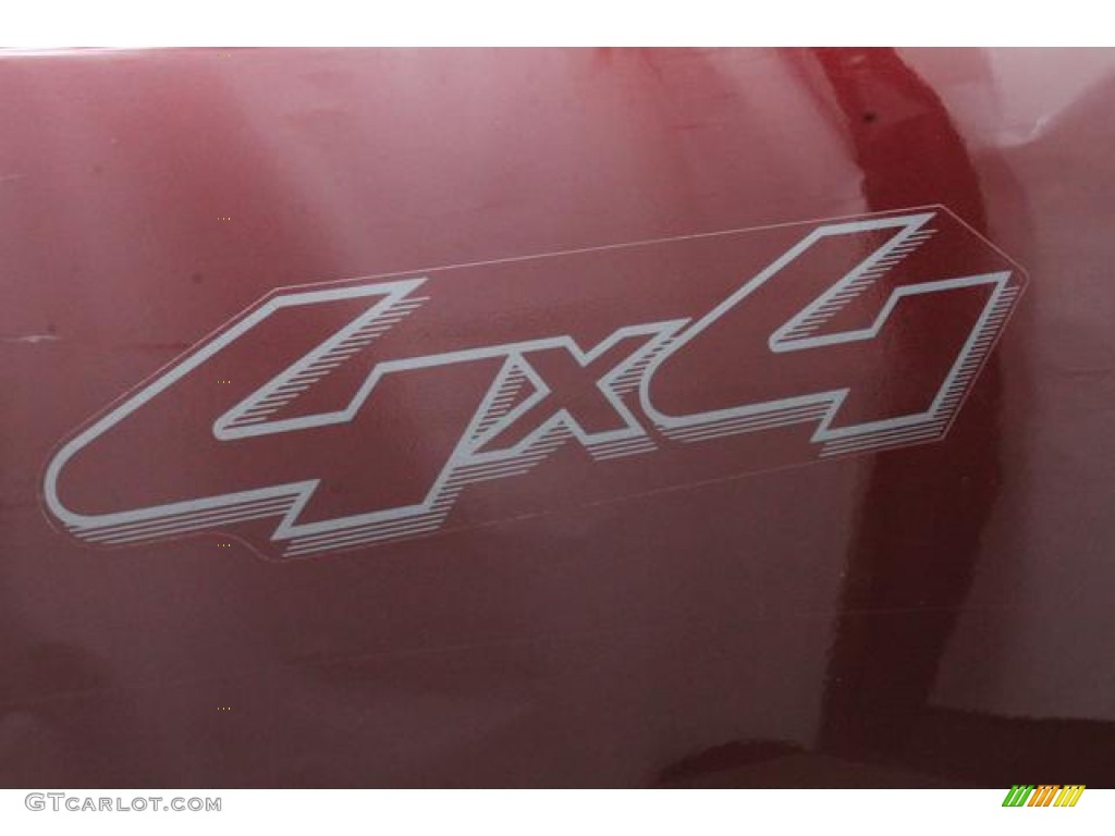 2005 F150 XL SuperCab 4x4 - Dark Toreador Red Metallic / Medium Flint Grey photo #16