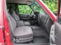 Agate Black Interior Photo for 2000 Jeep Cherokee #82440321
