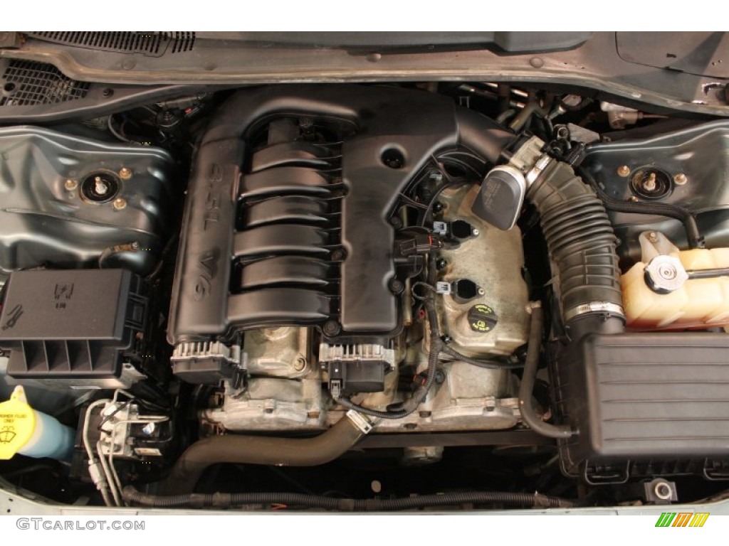 2006 Chrysler 300 Touring 3.5 Liter SOHC 24-Valve VVT V6 Engine Photo #82440604