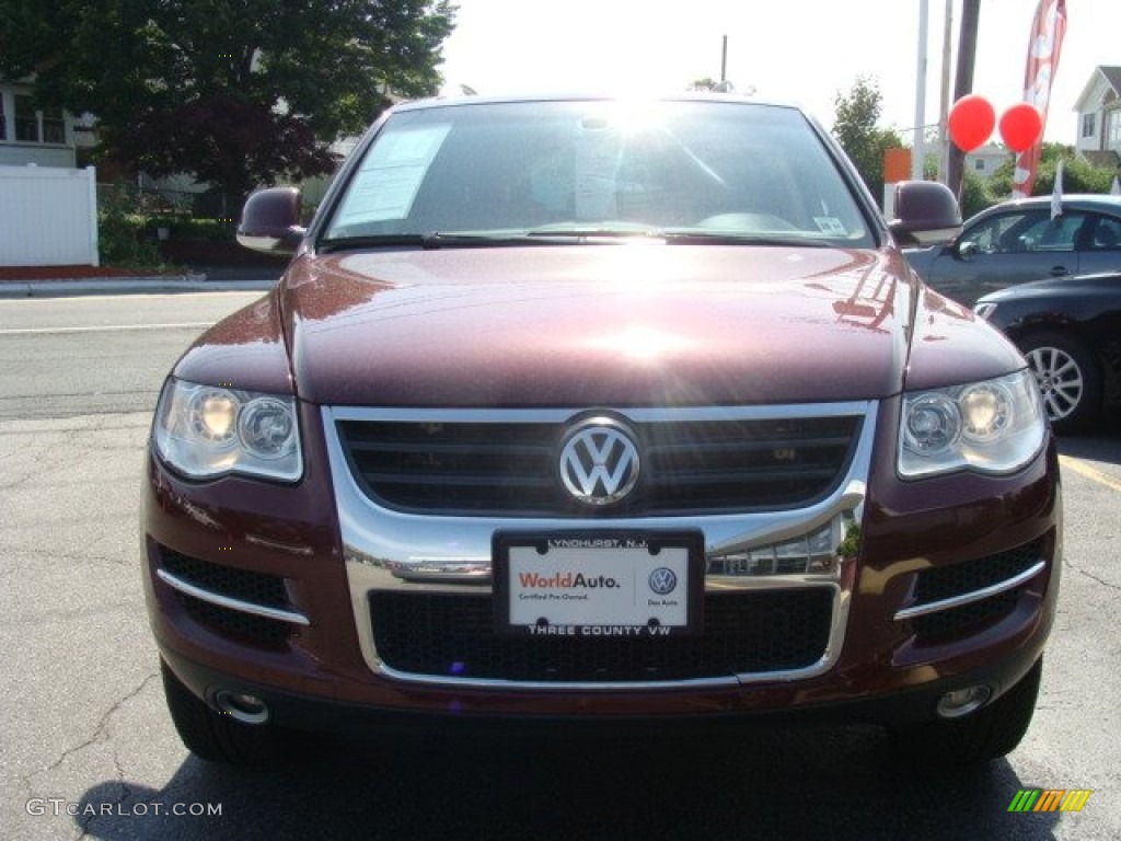 2008 Touareg 2 VR6 - Cranberry Red Metallic / Pure Beige photo #2
