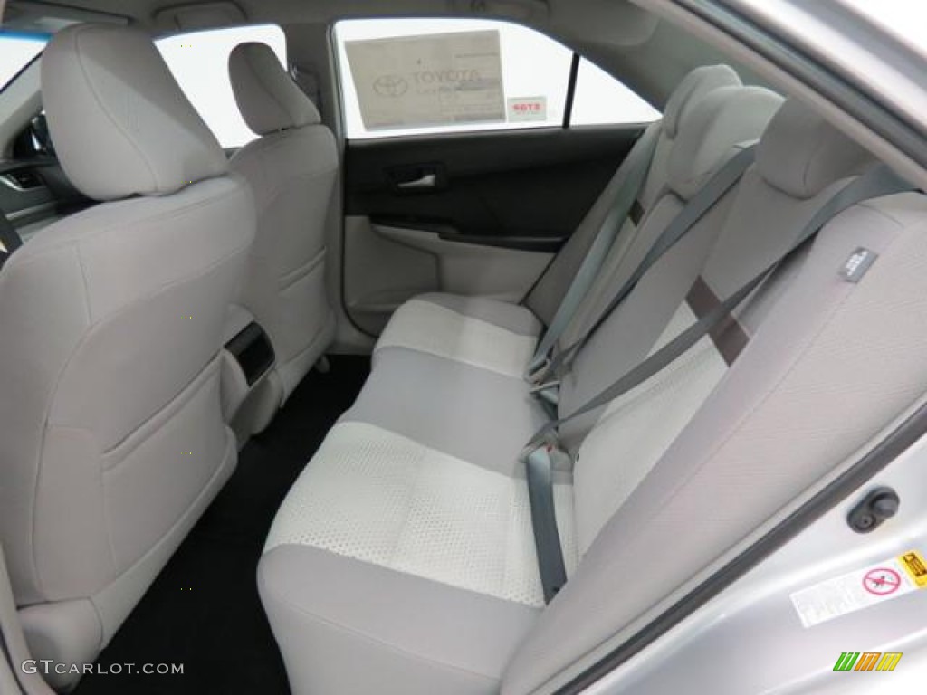 2013 Camry L - Classic Silver Metallic / Ash photo #6