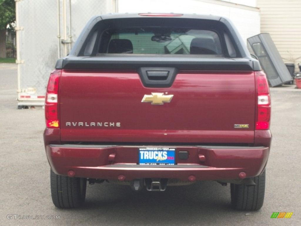 2008 Avalanche LT 4x4 - Deep Ruby Red Metallic / Dark Titanium/Light Titanium photo #3