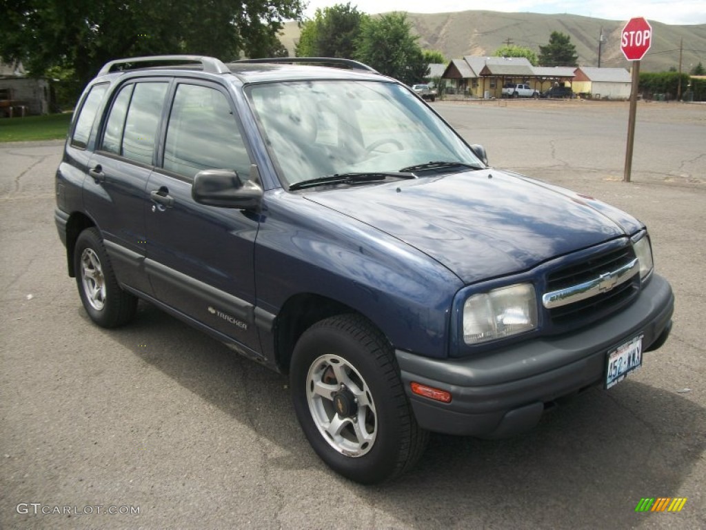 2000 Tracker 4WD Hard Top - Dark Blue Metallic / Medium Gray photo #1