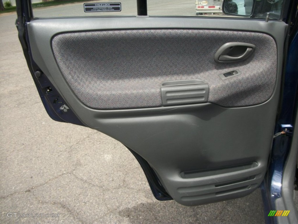 2000 Tracker 4WD Hard Top - Dark Blue Metallic / Medium Gray photo #25
