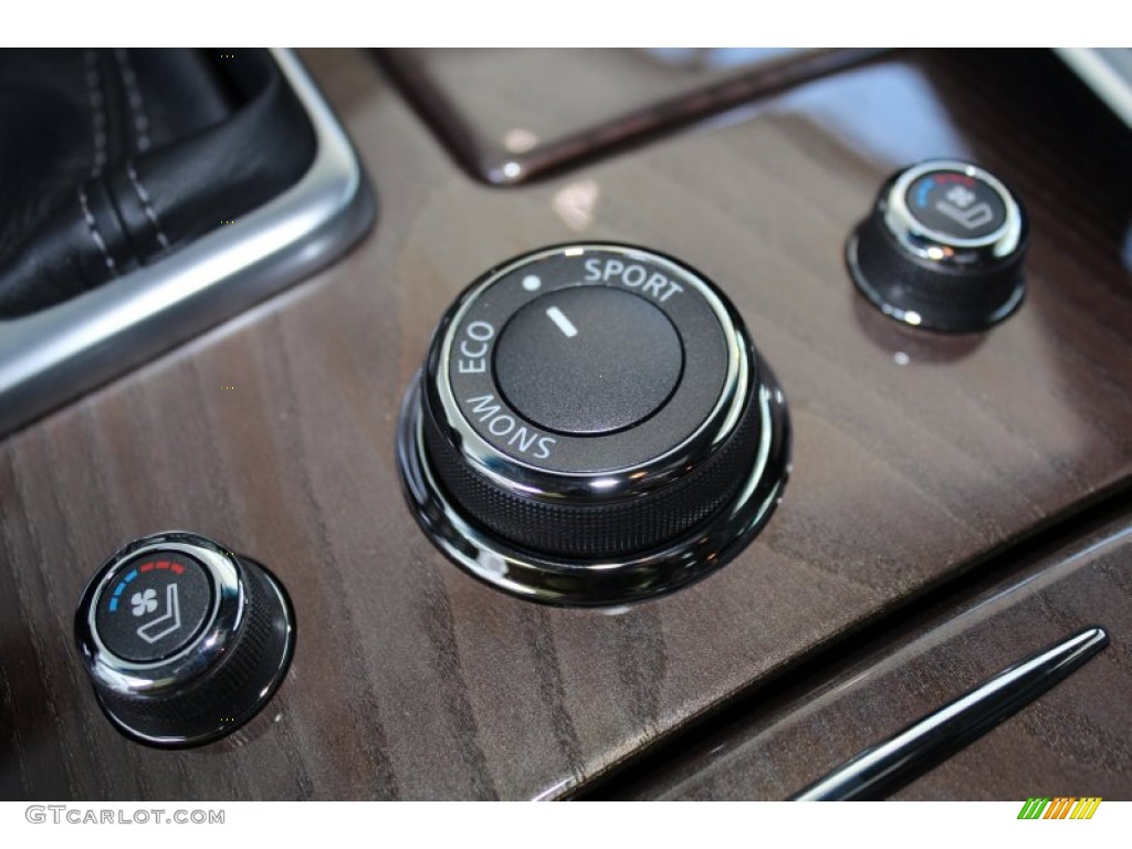 2013 Infiniti M 37 Sedan Controls Photo #82445217