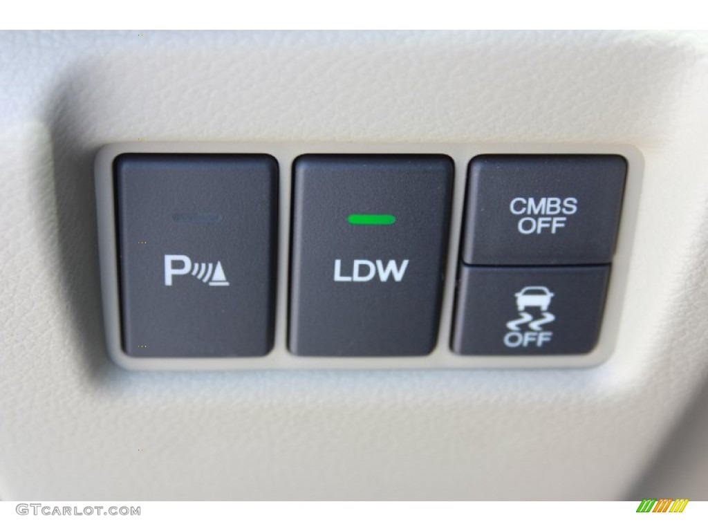 2014 Acura MDX SH-AWD Advance Controls Photo #82452049