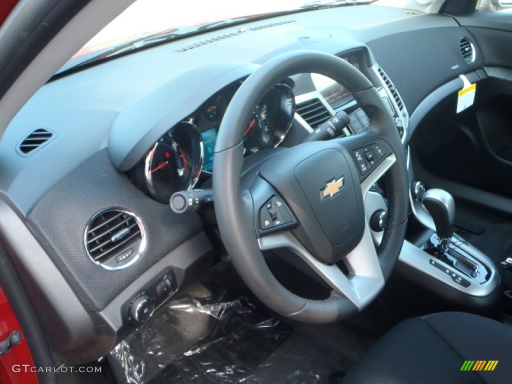 2014 Cruze LT - Crystal Red Tintcoat / Jet Black photo #11