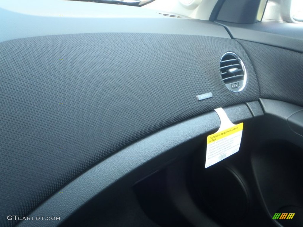 2014 Cruze LT - Crystal Red Tintcoat / Jet Black photo #15