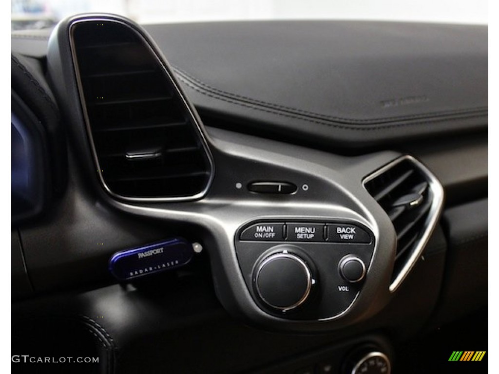 2010 Ferrari 458 Italia Controls Photo #82452923