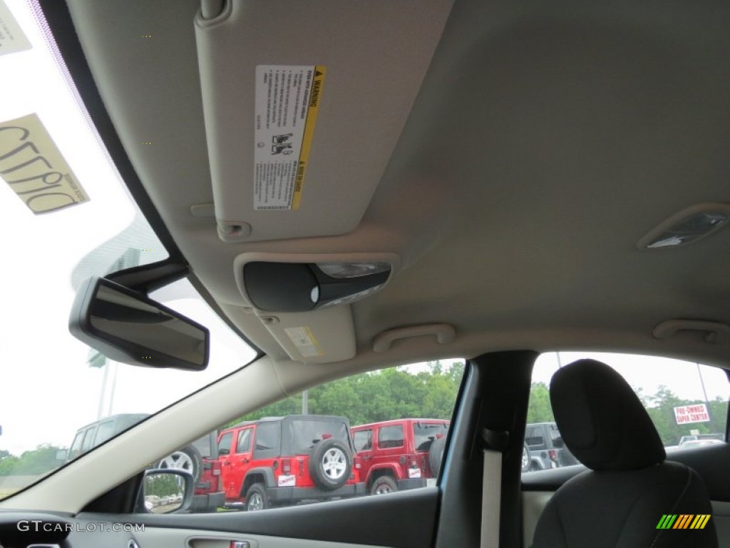 2013 Dart SXT - Laguna Blue / Black/Light Diesel Gray photo #11