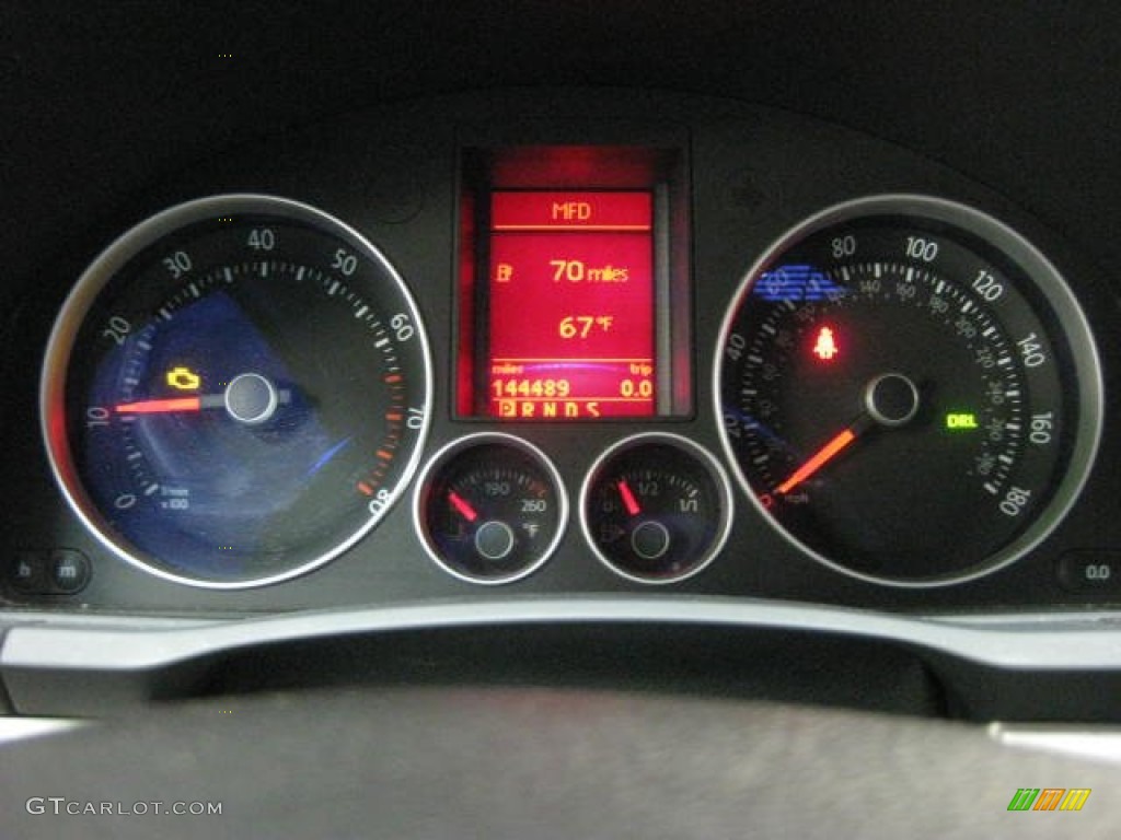2006 GTI 2.0T - Silverstone Grey / Interlagos Plaid Cloth photo #17